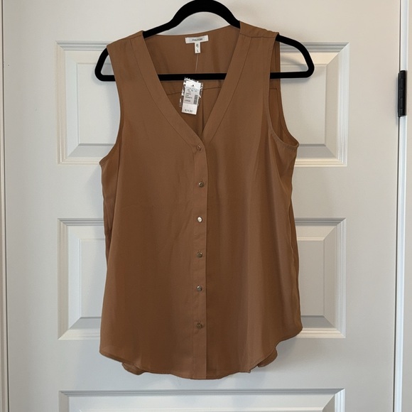 NWT Maurice’s Madison Solid Gold Button Tank Top L - Picture 2 of 4